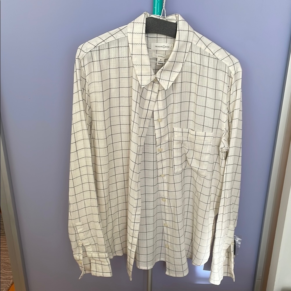 NWT Women’s Cream and Black Checkered Shirt